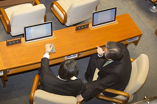 정치/국회/본회의/교섭단체대표연설