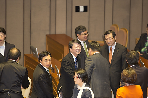 정치/국회/본회의/교섭단체대표연설