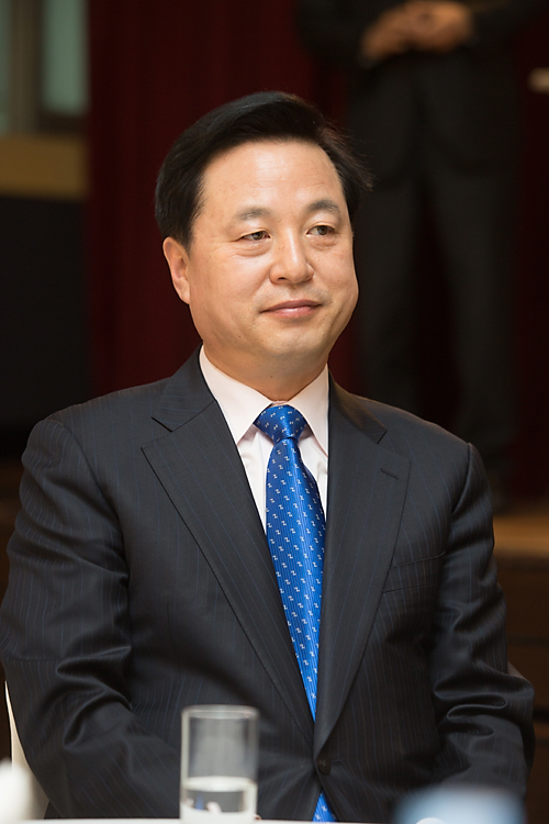 정치/정당/새정치민주연합/김두관/귀국환영