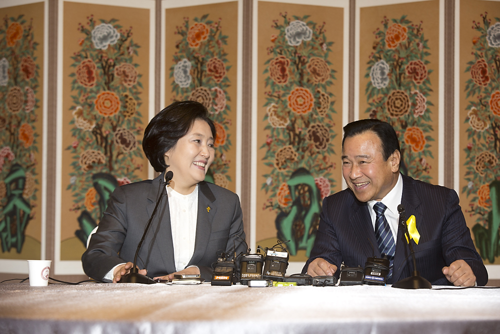 문화/문학/소설책/소설가/국회의장/김형오/정치