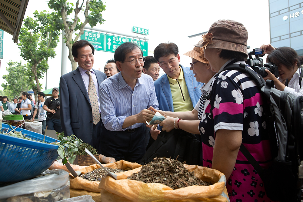 정치/박원순/재래시장/박원순유세/서울시장후보