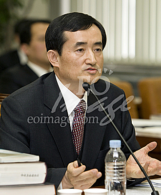 정치/국회/법사위원회/대법관/신영철