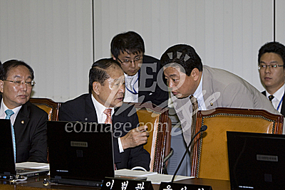 정치/국회/국방위원회/동명부대/이상득/박선영/구상찬