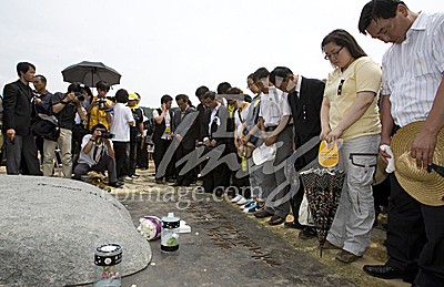 사회/노무현/49제/김해/봉하/권양숙/노건호/노정현/문제인/한명숙/유