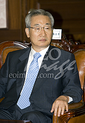 /정치/국회/5부요인간담회/한승수/김황식/이강국/양승태/이용훈/국회