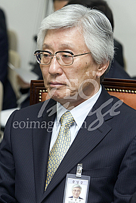 정치/국회/방송통신위원회/문화체육관광방송통신위원회/최시중/이진