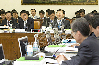 정치/국회/국정감사/농림수산식품위원회/농수산물유통공사/윤장배