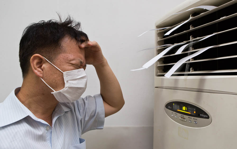 의학/건강/의료/여름감기/고뿔/독감/재채기/냉방