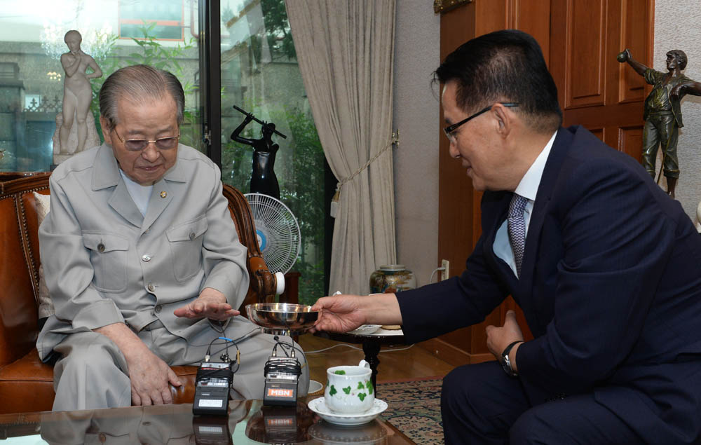 정치/국민의당/박지원/김종필/