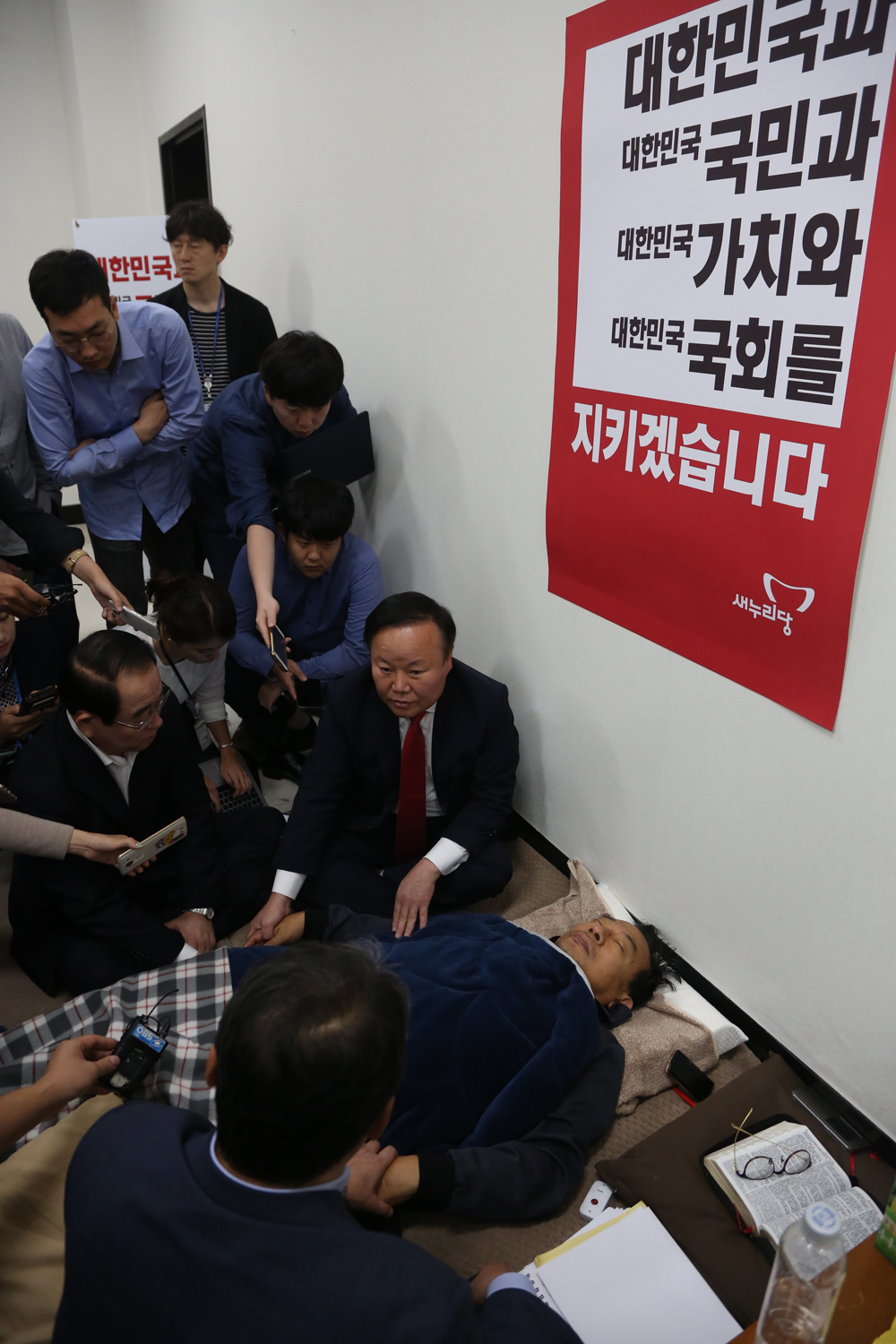 정치/국회/새누리당/이정현/단식/김재원