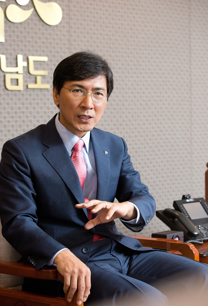 정치;대선;차세대리더;충남;도지사;충남도지사;안희정