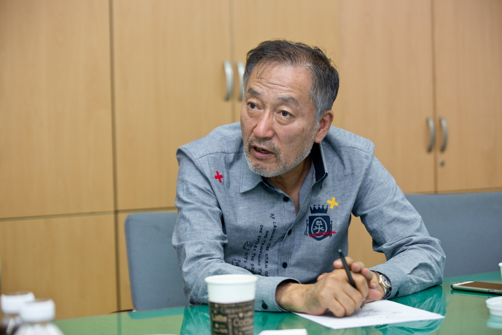 만화공모전 심사;일요신문만화공모전심사;심사;이현세