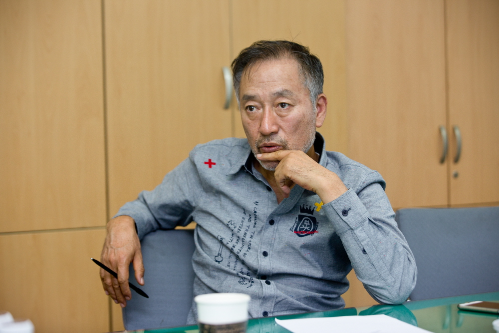 만화공모전 심사;일요신문만화공모전심사;심사;이현세