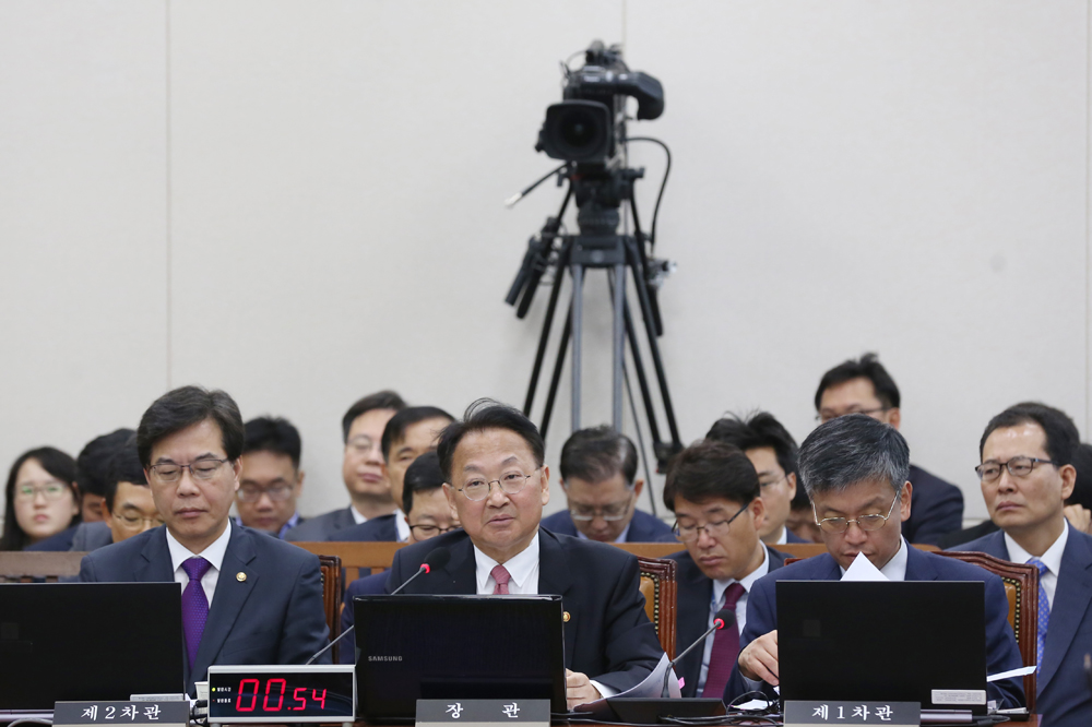 정치/국회/국정감사;기획재정위원회;전경련;전국경제인연합회;유일호