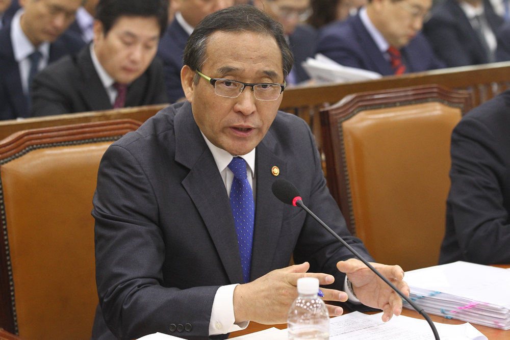 정치;국정감사;안전행정위원회;행정자치부;홍윤식