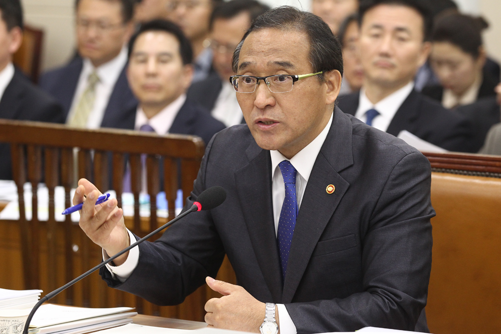 정치;국정감사;안전행정위원회;행정자치부;홍윤식