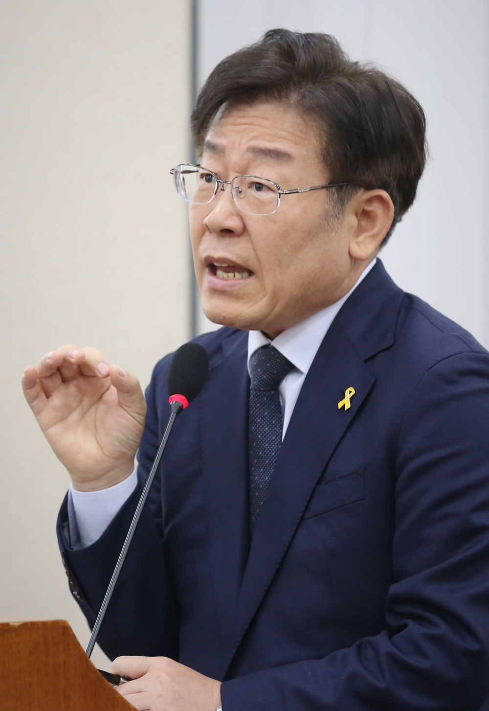 정치;국정감사;환경노동위원회;고용노동부장관;성남시장;이재명