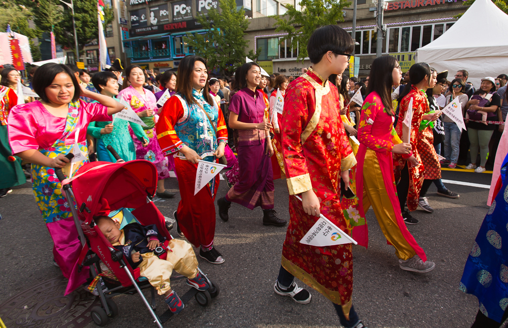 사회/문화/축제/이태원지구촌축제/세계전통의상