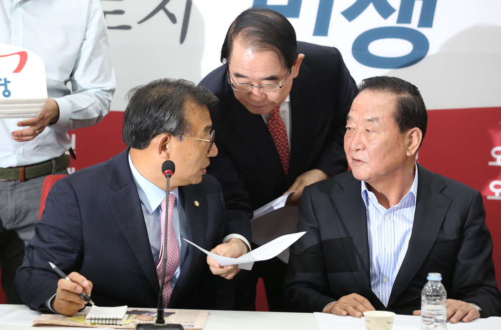 정치;국회;새누리당;중진회의;송민순회고록;빙하는움직인다;이정현