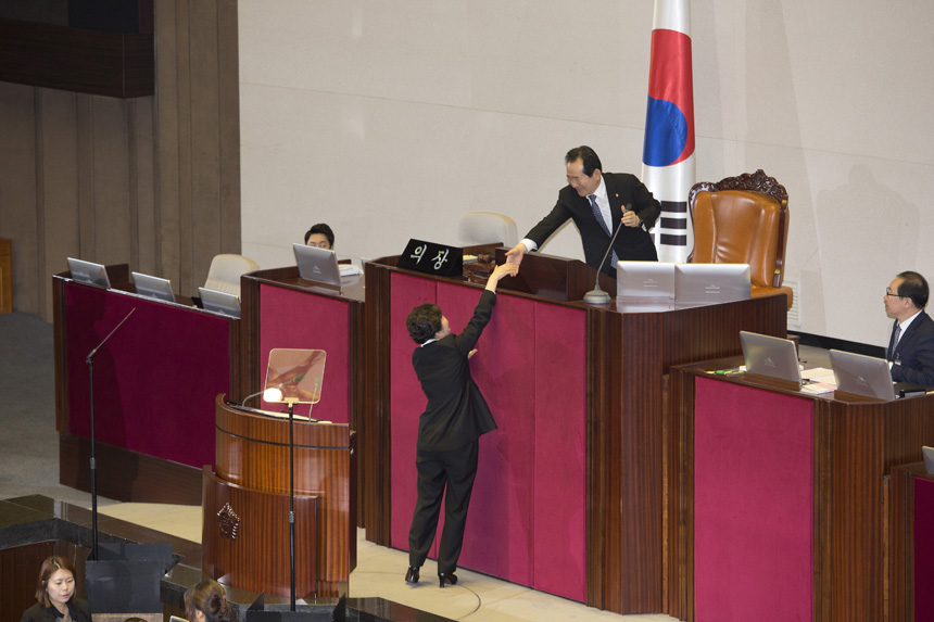 정치;국회;박근혜;시정연설;개헌
