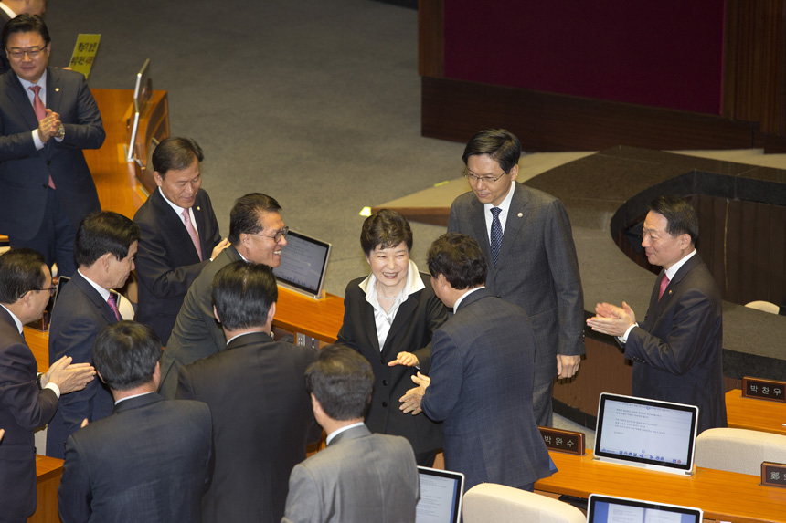 정치;국회;박근혜;시정연설;개헌
