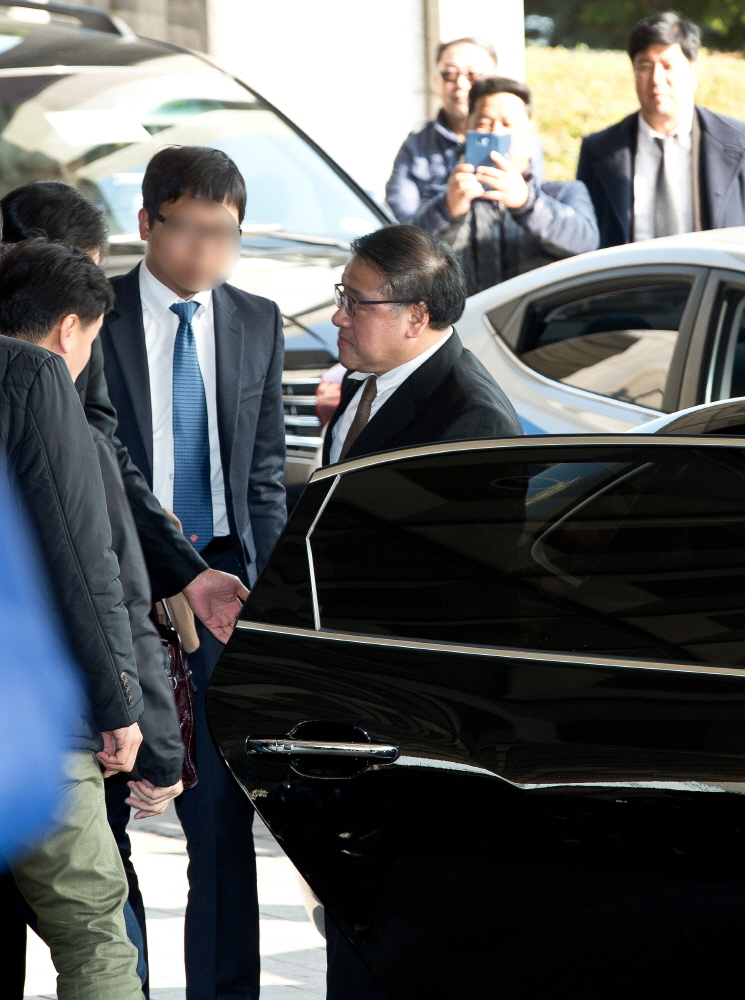 안종범;안종범 검찰;안종범 검찰 출석