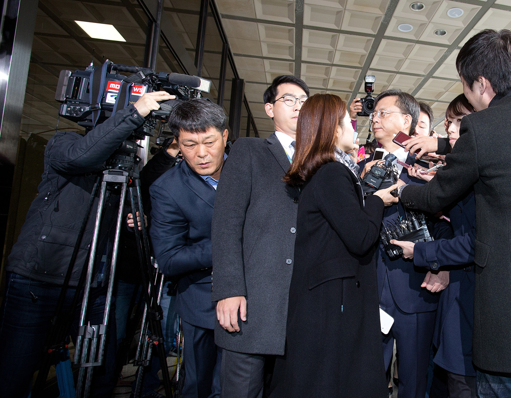 정치;사회;청와대;비위혐의;비서관;비서;민정수석;출석;검찰;서울지검