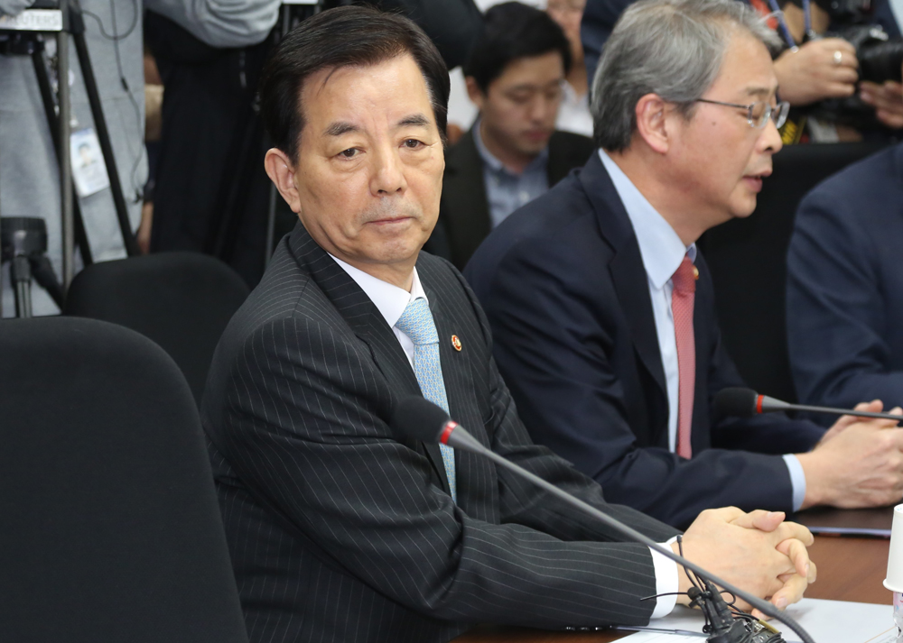 정치;국회;당정협의;새누리당;윤병세;정진석;미대선결과대응방향