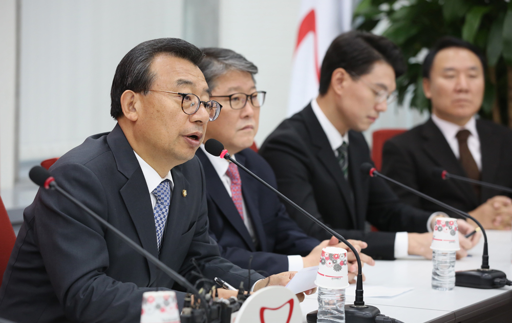 정치;국회;새누리당;최고위원회의;이정현