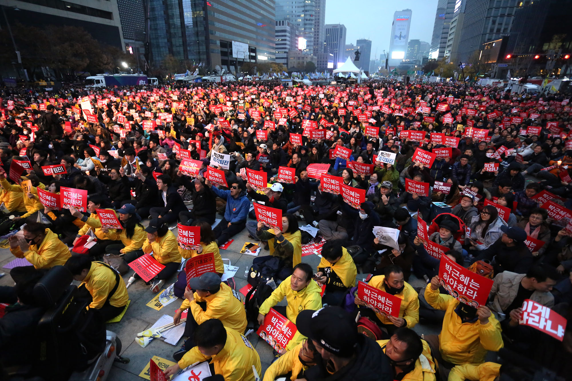 시위;집회;광화문;광화문광장;촛불집회;촛불;민중총궐기;최순실;박근혜;박근혜퇴진