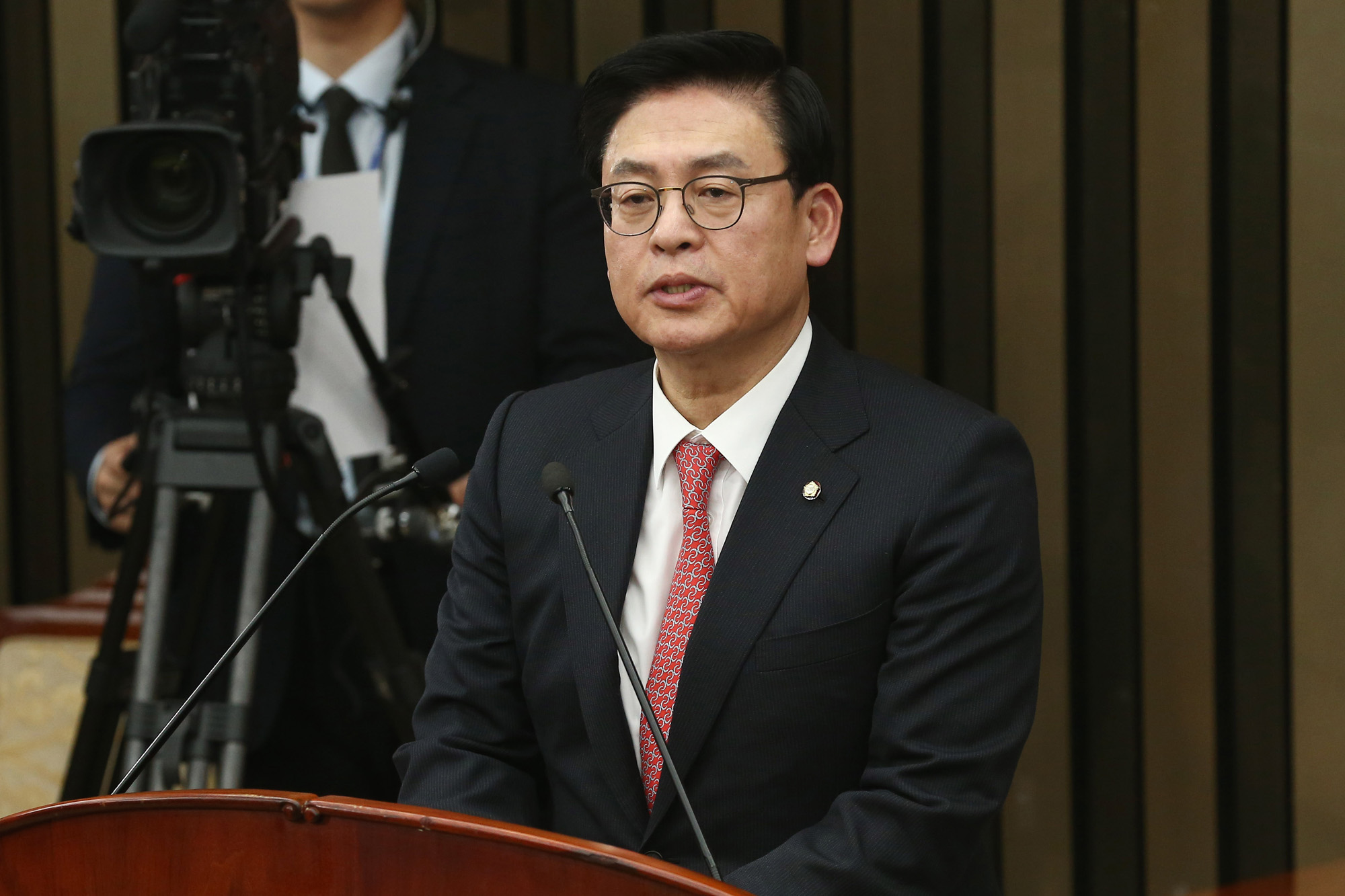 정치;정당;새누리당;의원총회;의총;원내대표;선출