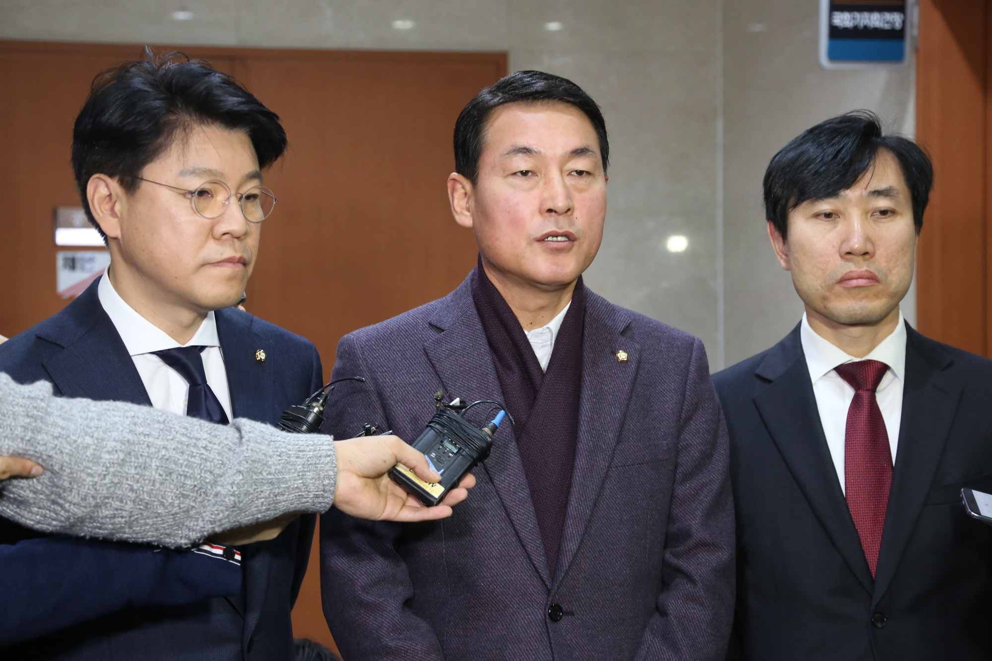 정치;국회;최순실국조특위;황영철;이완영청문회