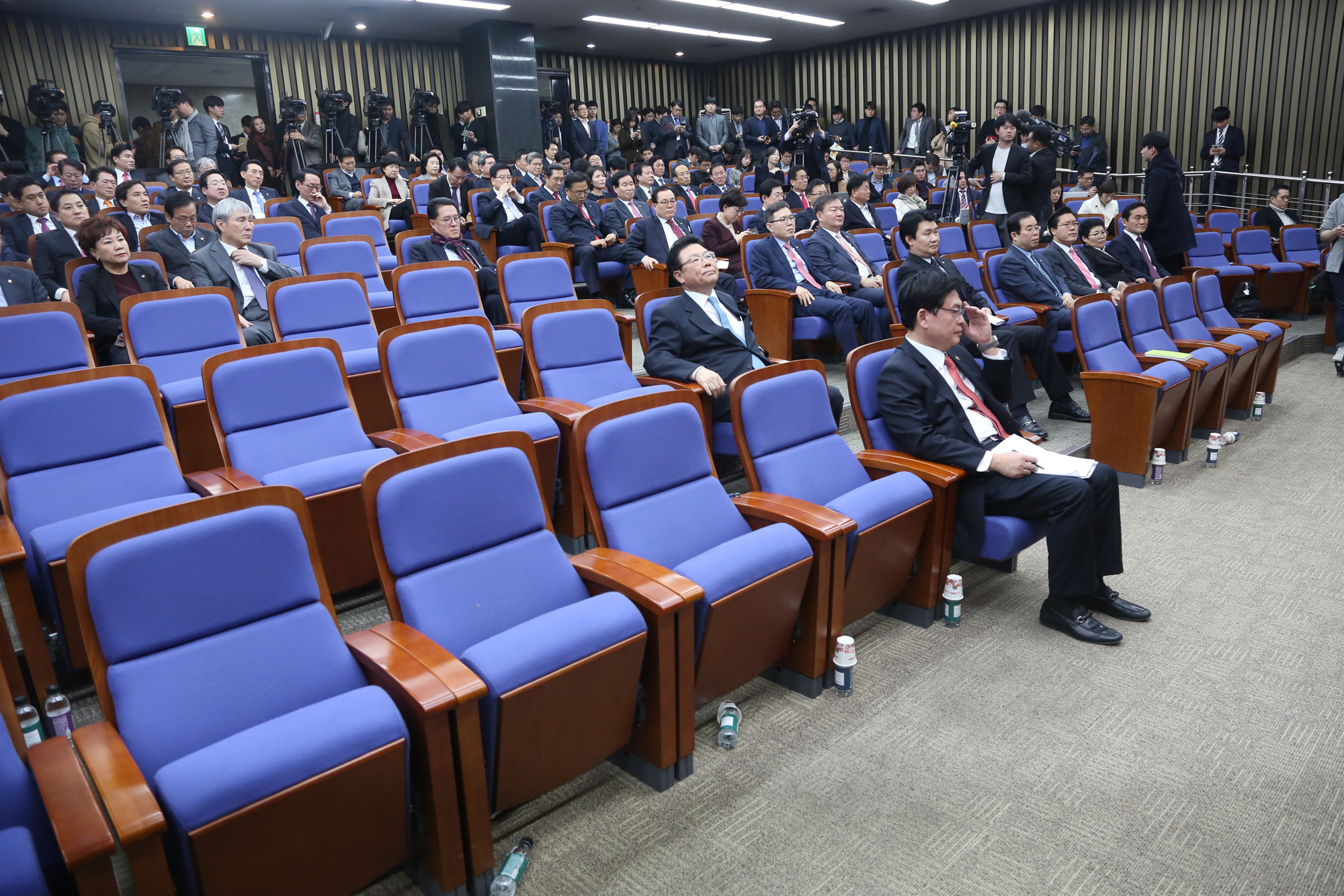 정치;국회;새누리당의원총회;새누리당의총;정우택