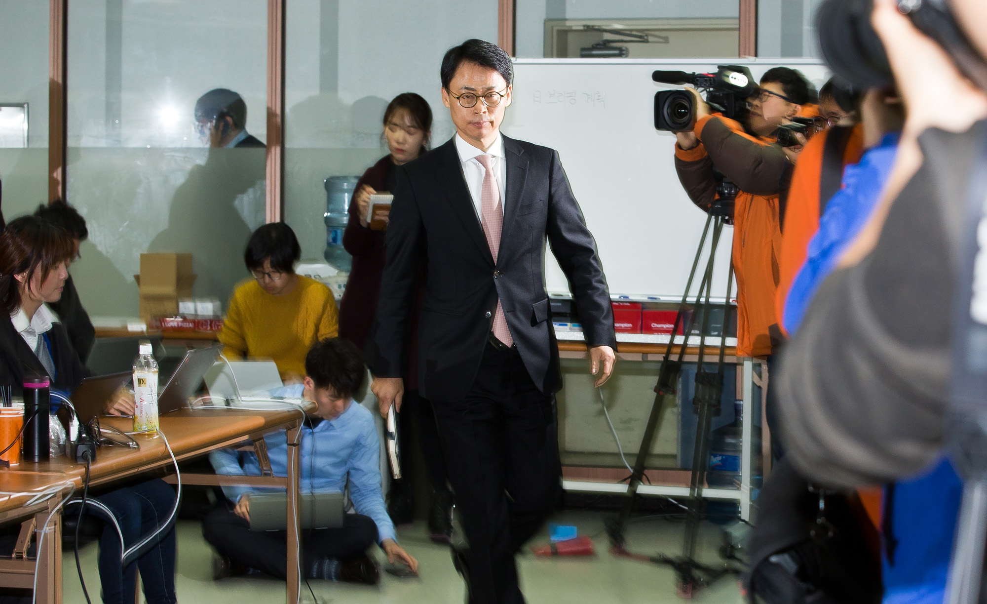 정치;법조;사건사고;최순실국정농단;박근혜정부;박근혜게이트;최순실게이트;비선실세;최순실국정농단수사;특검사무실;박영수특검팀;박영수특검팀브리핑