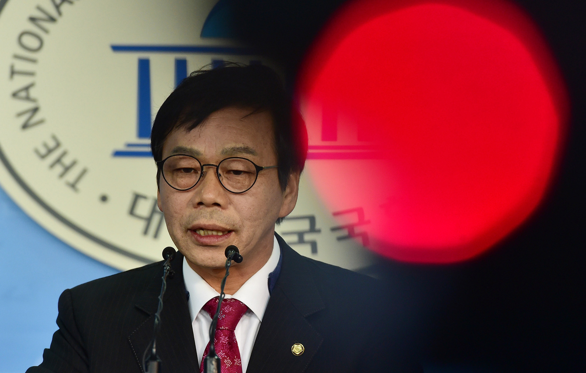 정치;국회;이완영