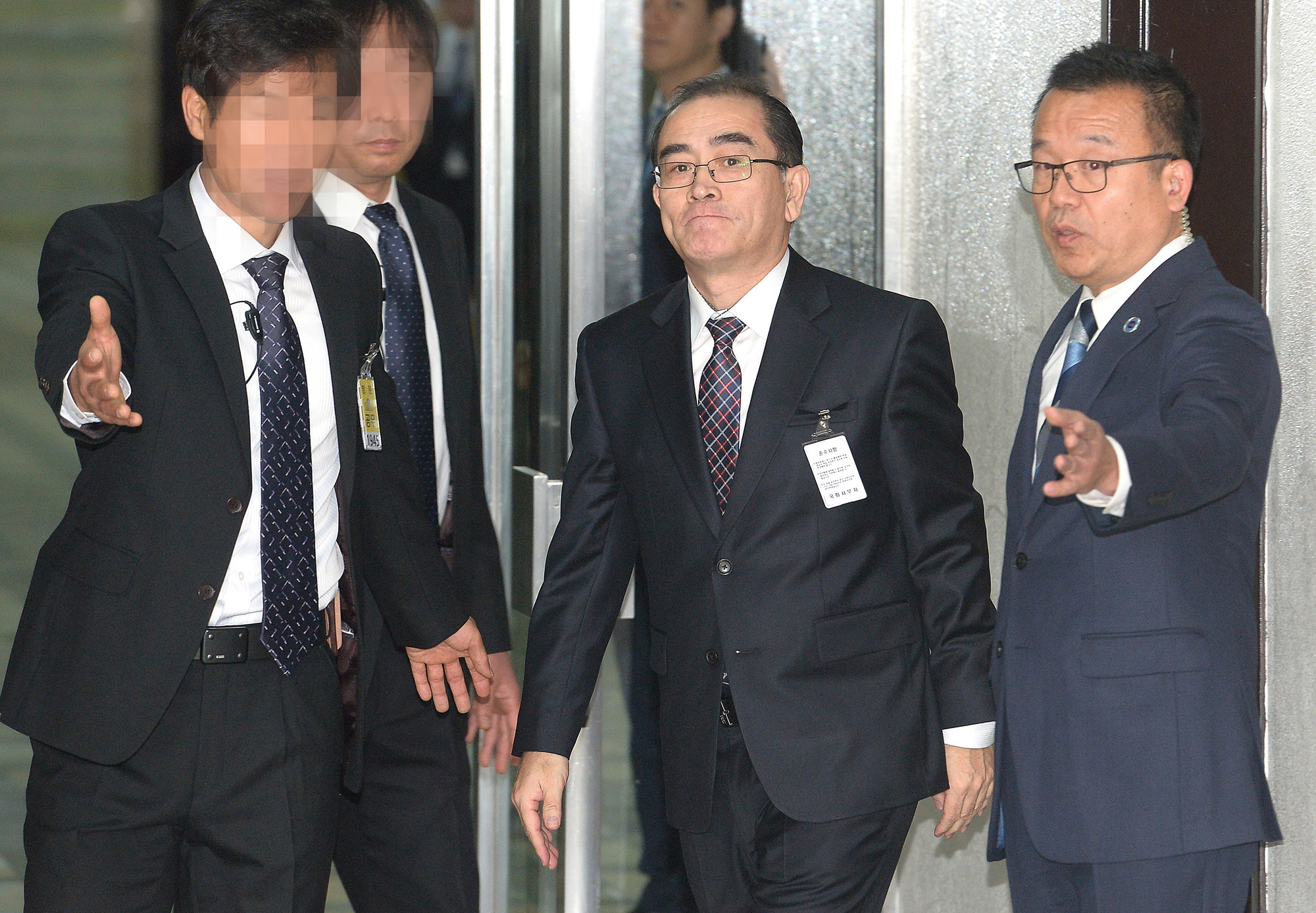 정치;국회;정보위원회;이병호;태영호