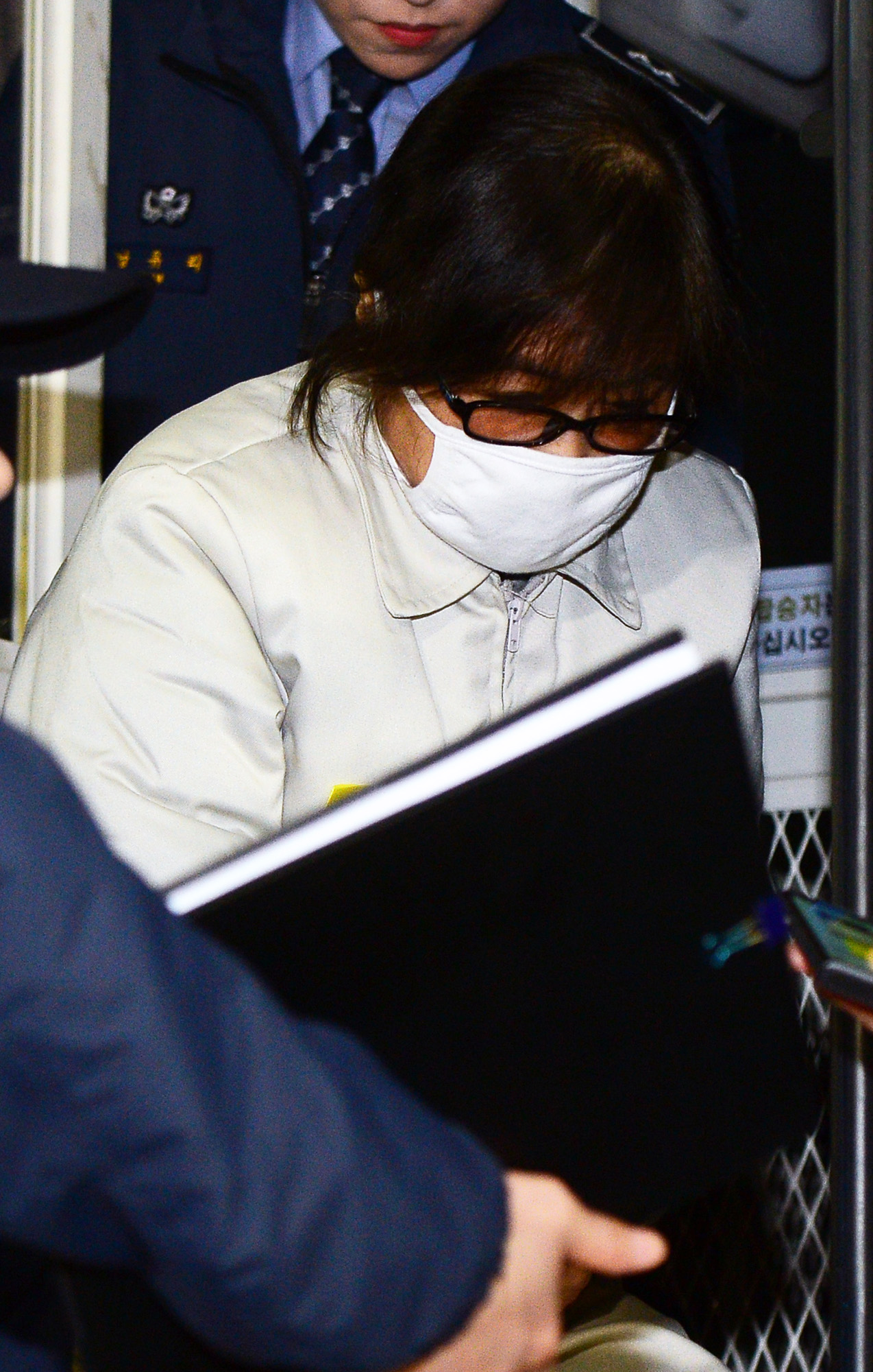 정치;박근혜정부;박근혜게이트;최순실게이트;최순실국정농단;최순실특검;최순실;국정농단사태;특검출석