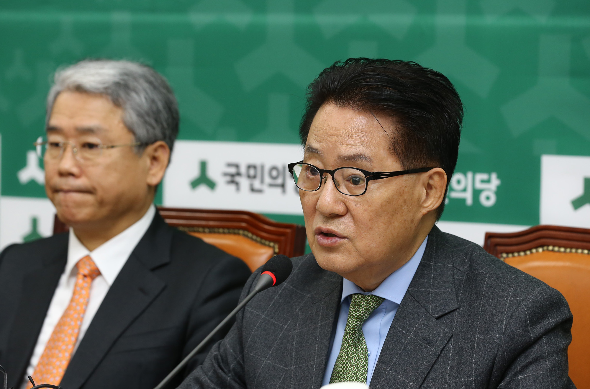 정치;국회;국민의당 중진의원회의;박지원