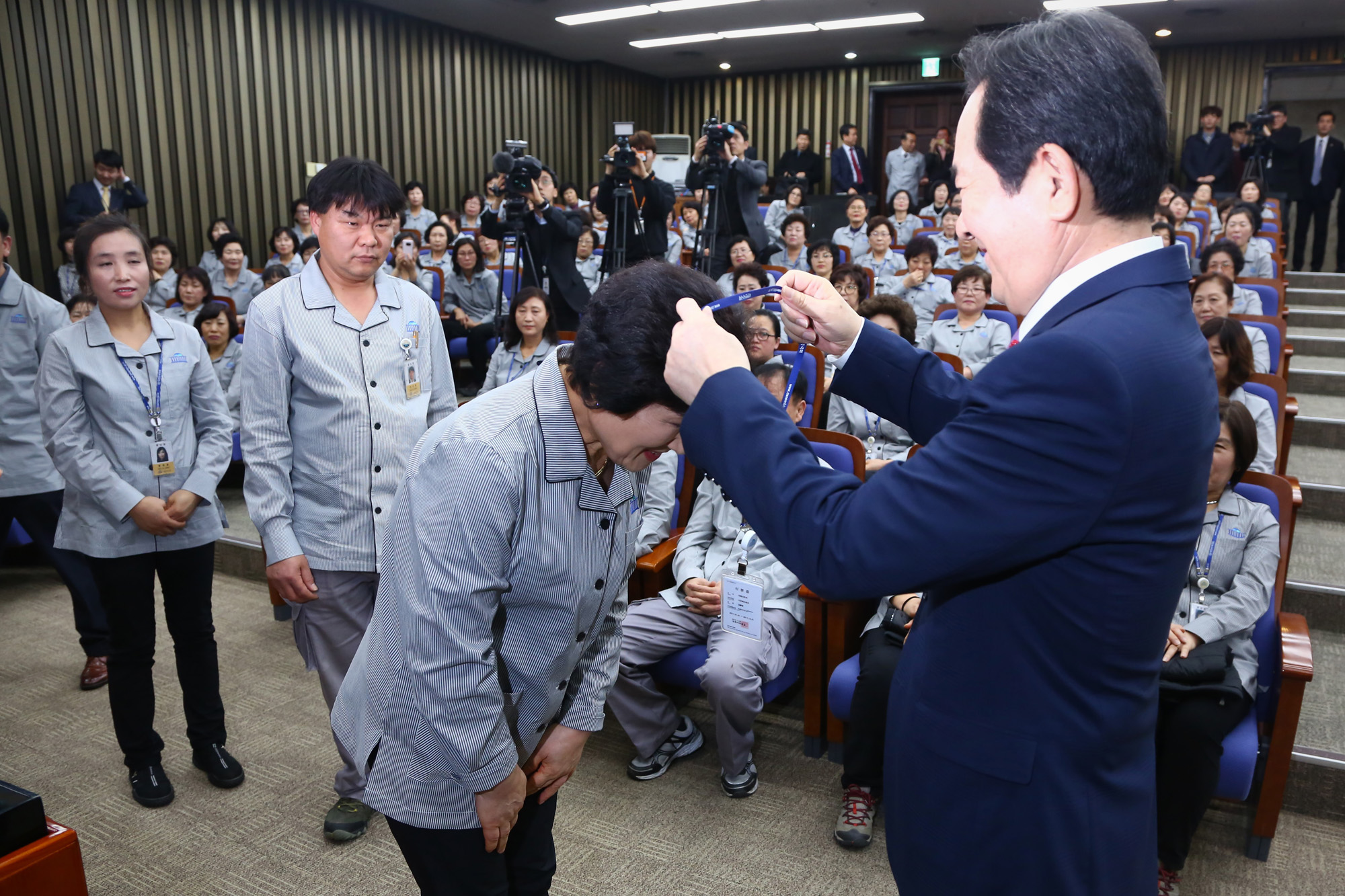 국회;정치;국회청소근로자;직접고용