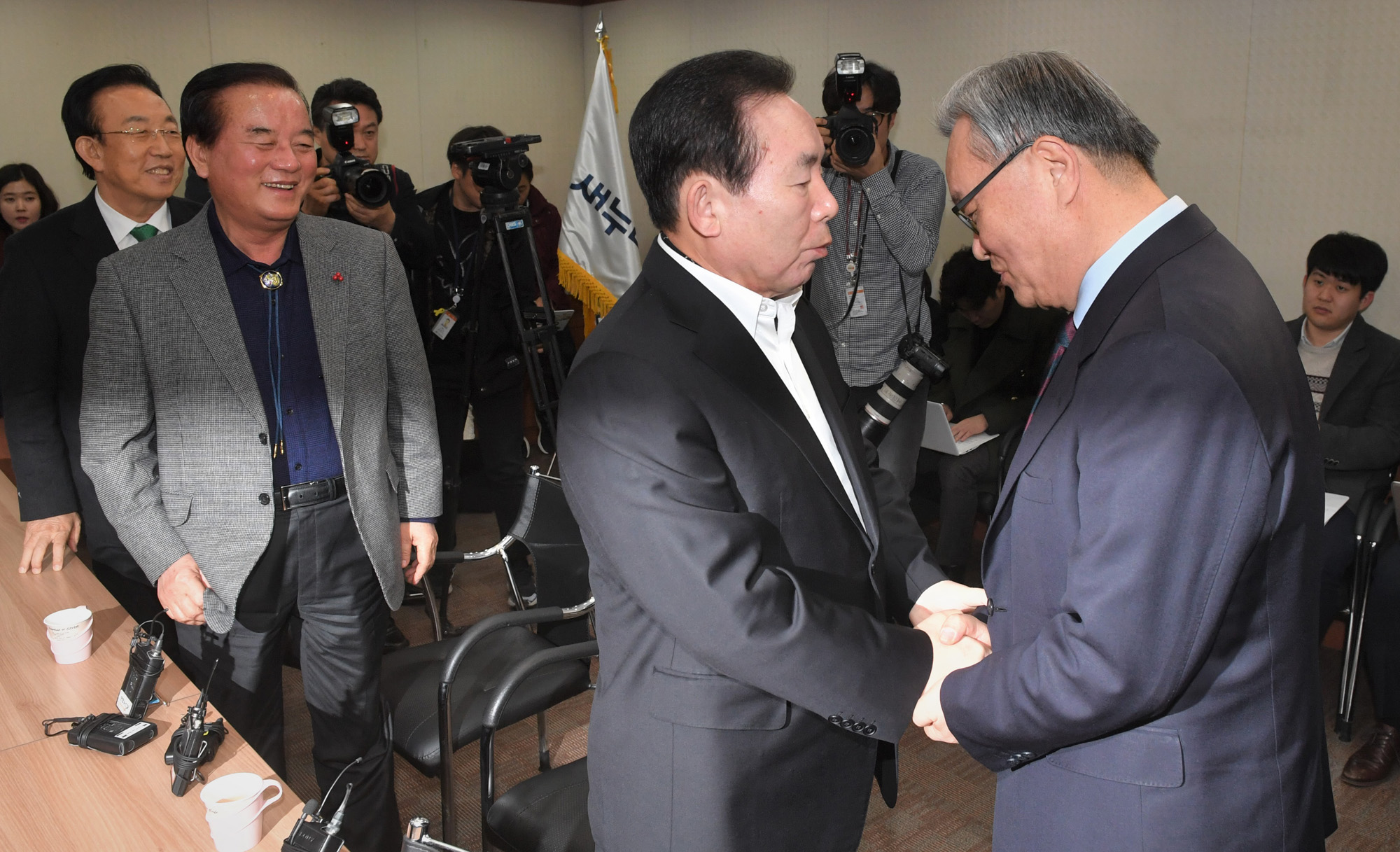 정치;국회;새누리당;인명진;새누리당친박;이인제;정갑윤