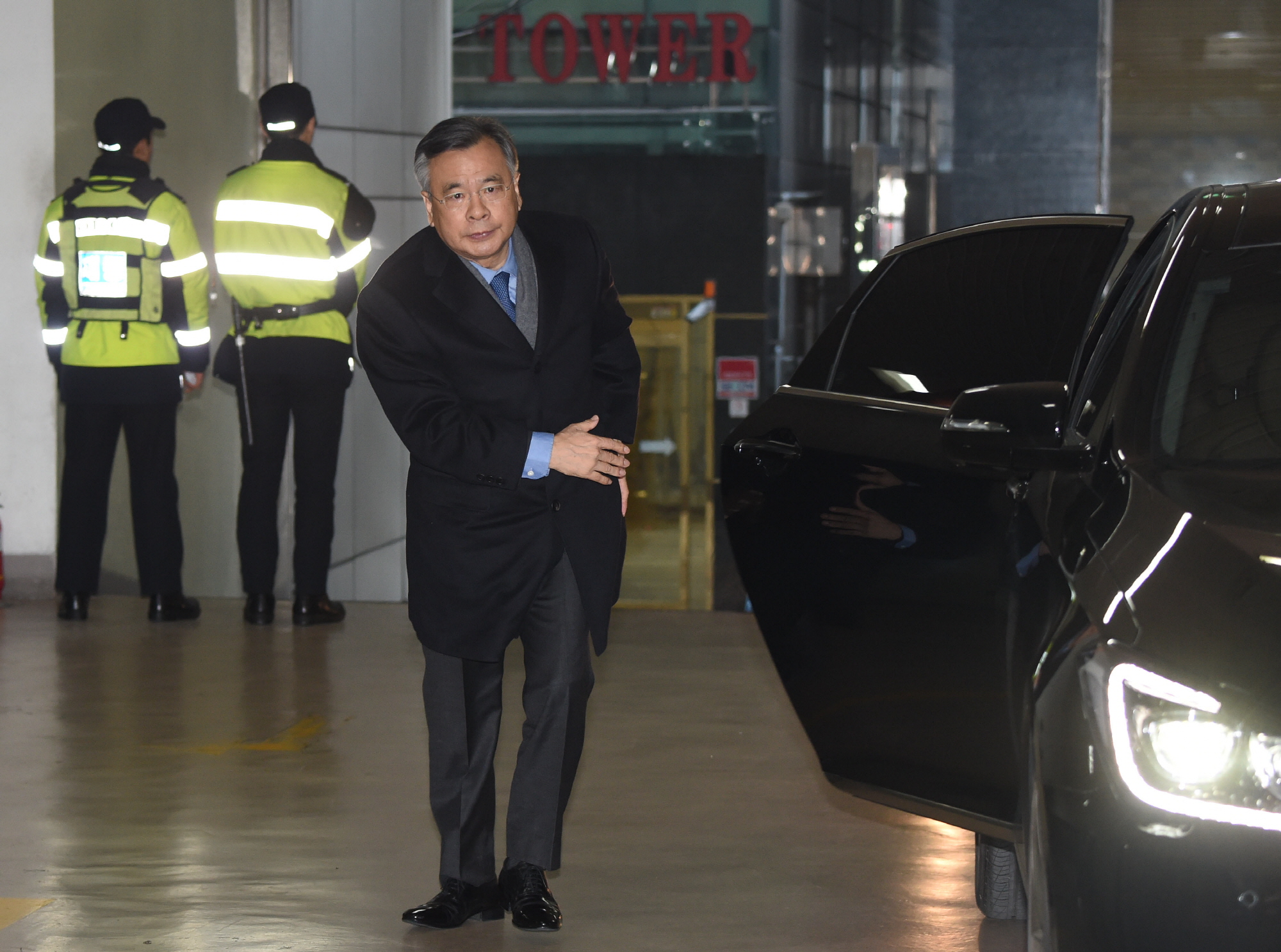 박영수;양재식;윤석열;이규철;이용복