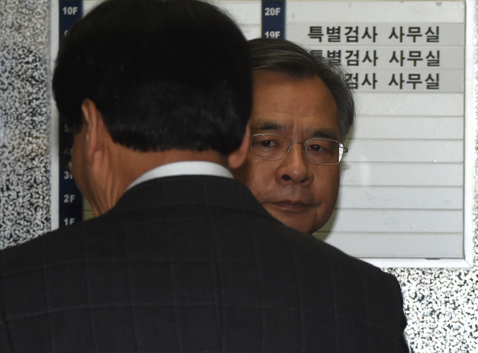 박영수;양재식;윤석열;이규철;이용복