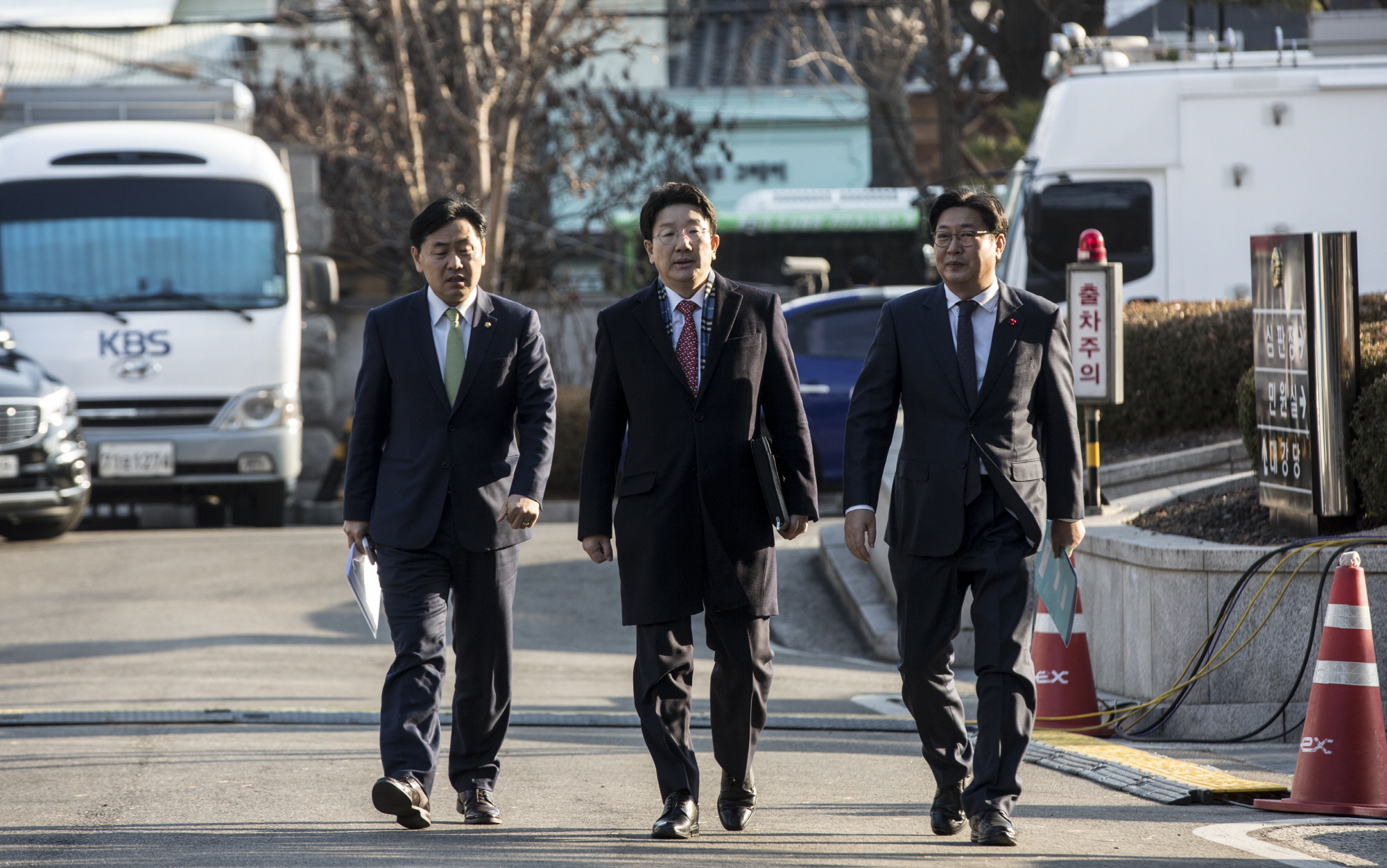 헌재;헌법재판소;3차 변론기일;3차 탄핵심찬;3차 공개변론;공개변론;박한철;권성동;이중환;박주민
