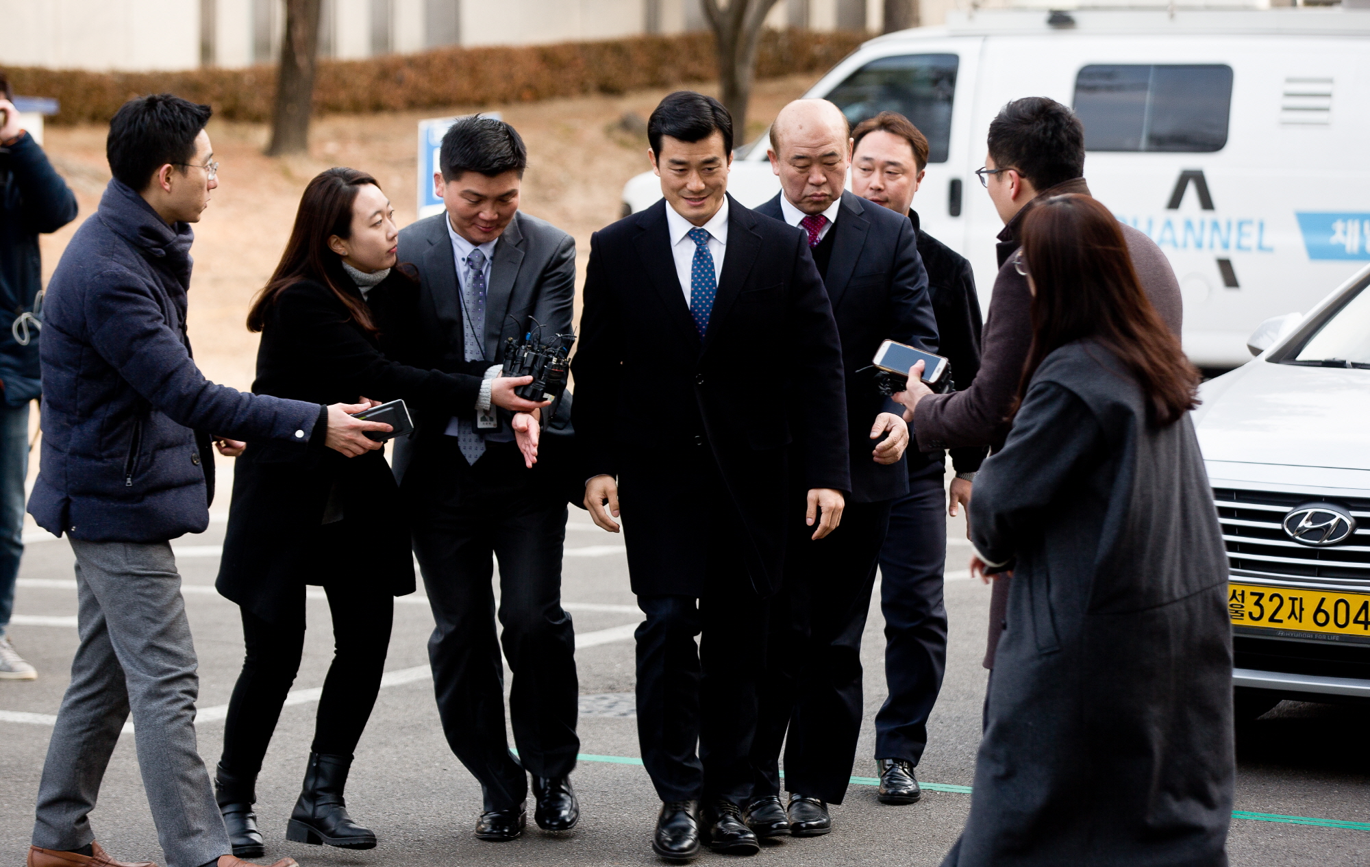 헌법재판소;이영선;권성동;이중환