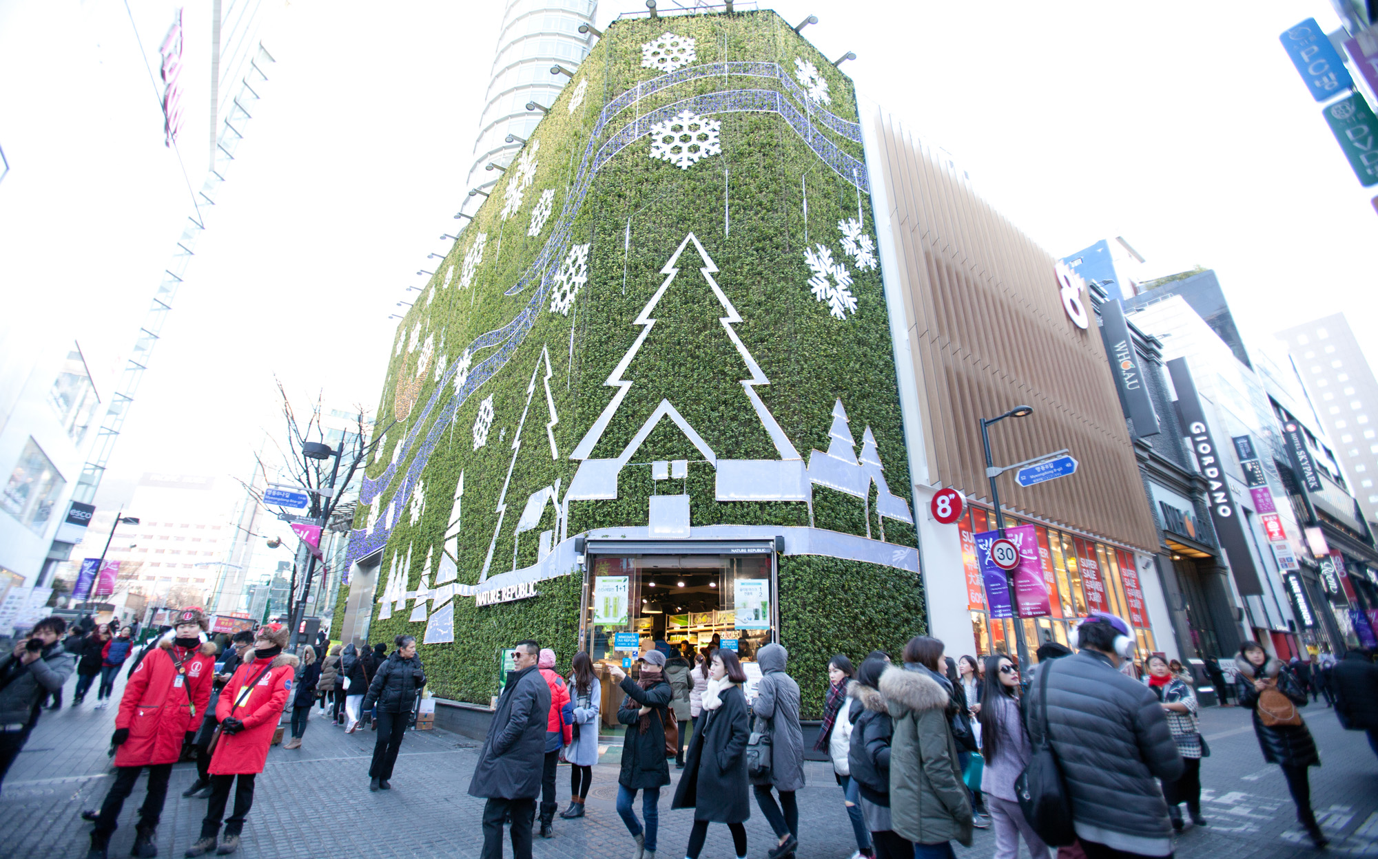 명동;화장품;화장품매장;중국인;한한령