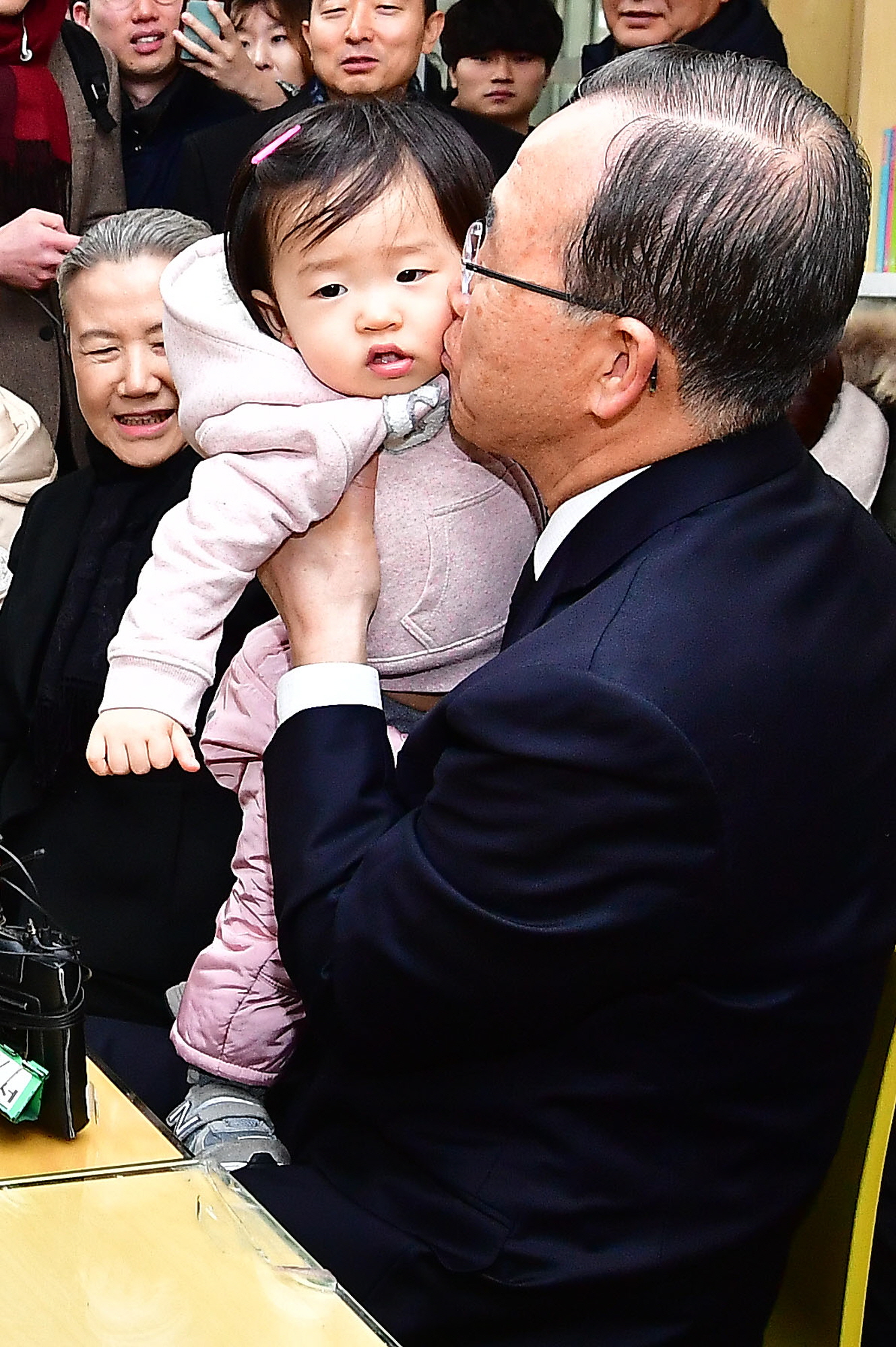 반기문;반기문 사당3동 주민센터
