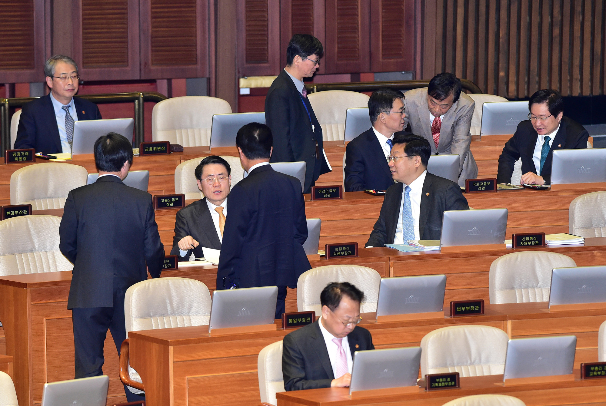 정치;국회;본회의;대정부질문;경제분야