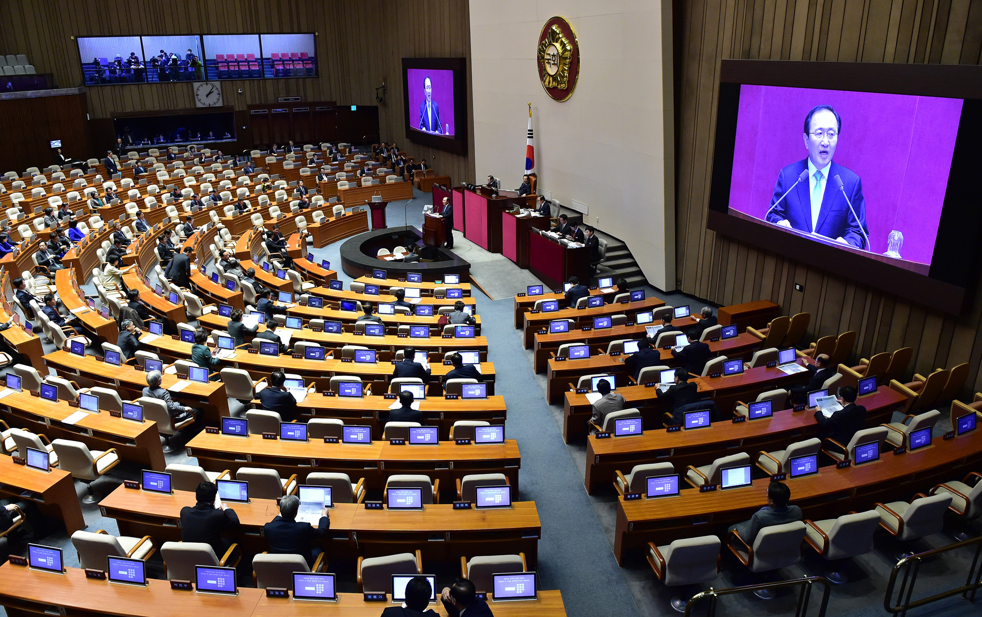 정치;국회;본회의;대정부질문;경제분야