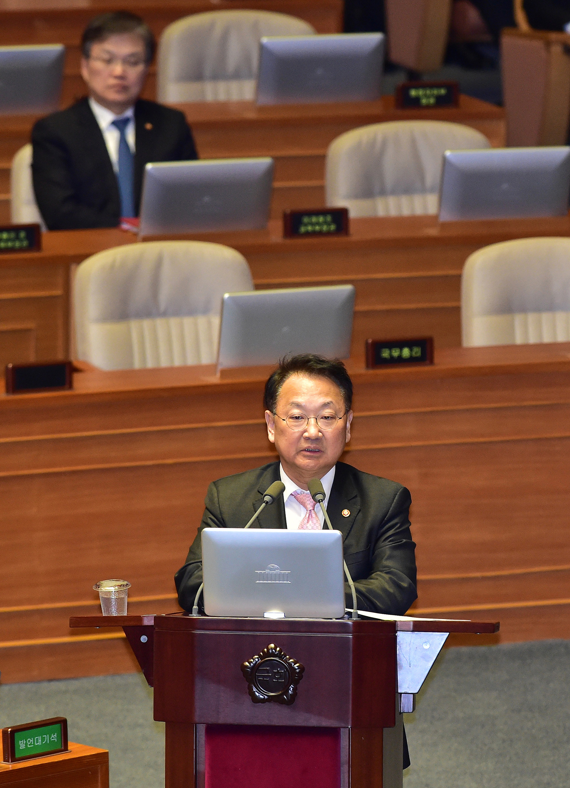 정치;국회;본회의;대정부질문;경제분야