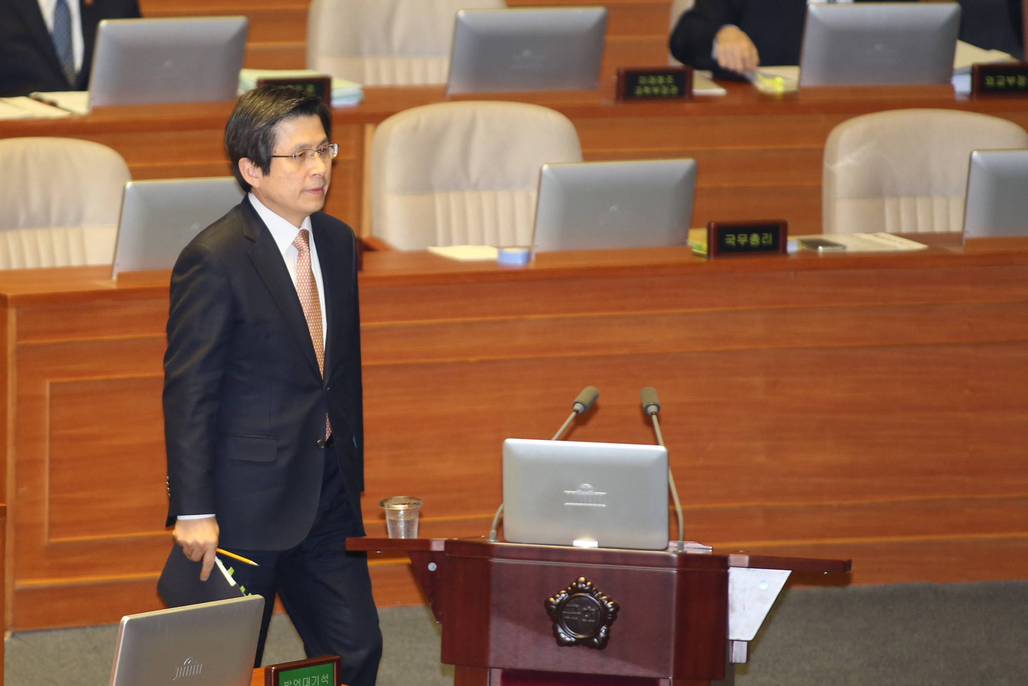 정치;국회;황교안;국무총리;권한대행;대정부질문